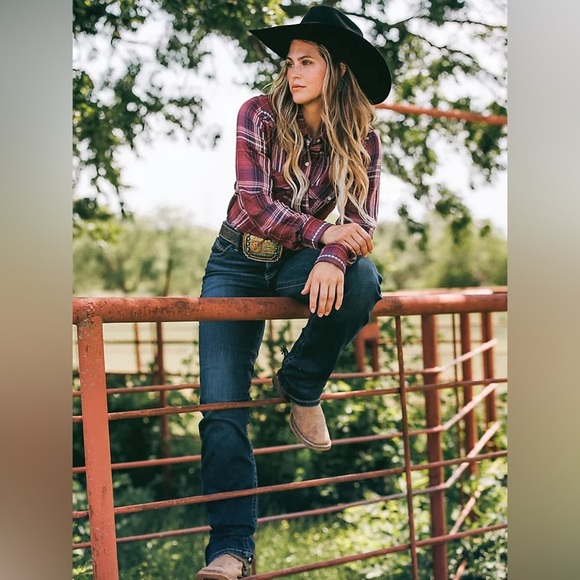 NEW Wrangler Retro Long Sleeve Embroidered Yoke Western Snap Shirt Women’s M - Picture 1 of 13